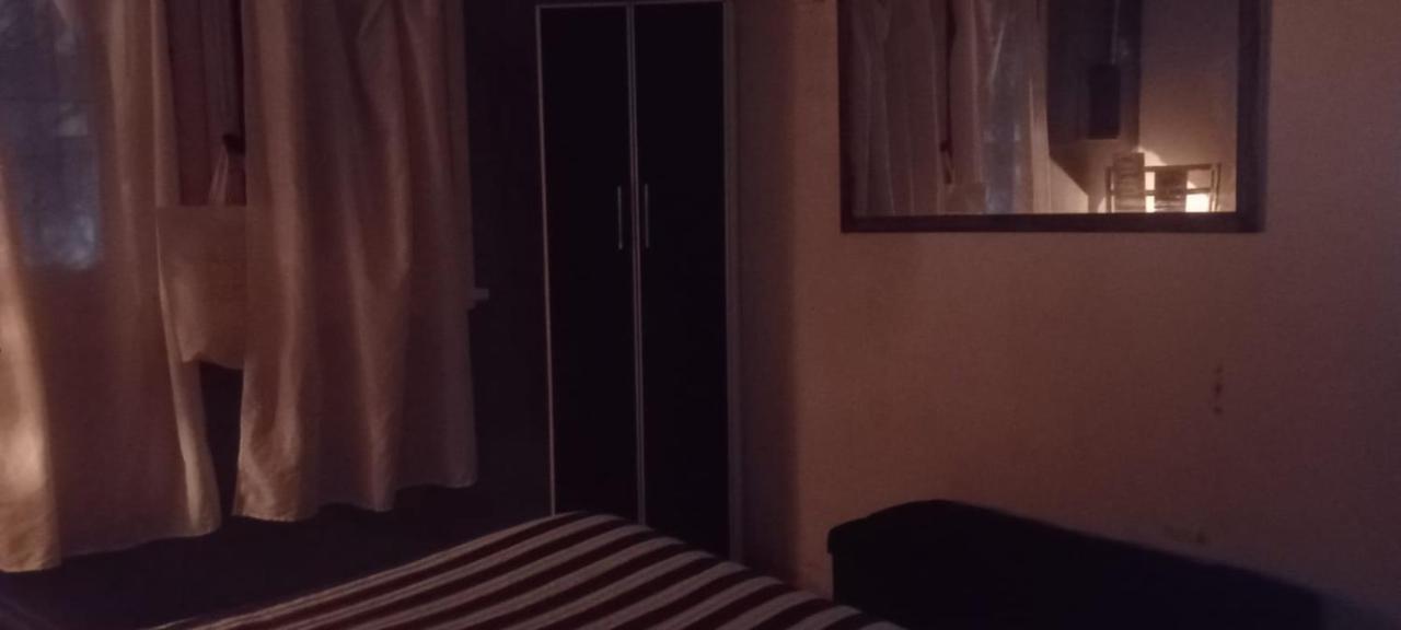 La Familia,A 5 Minutos Del Aeropuerto Apartment Ezeiza Bagian luar foto